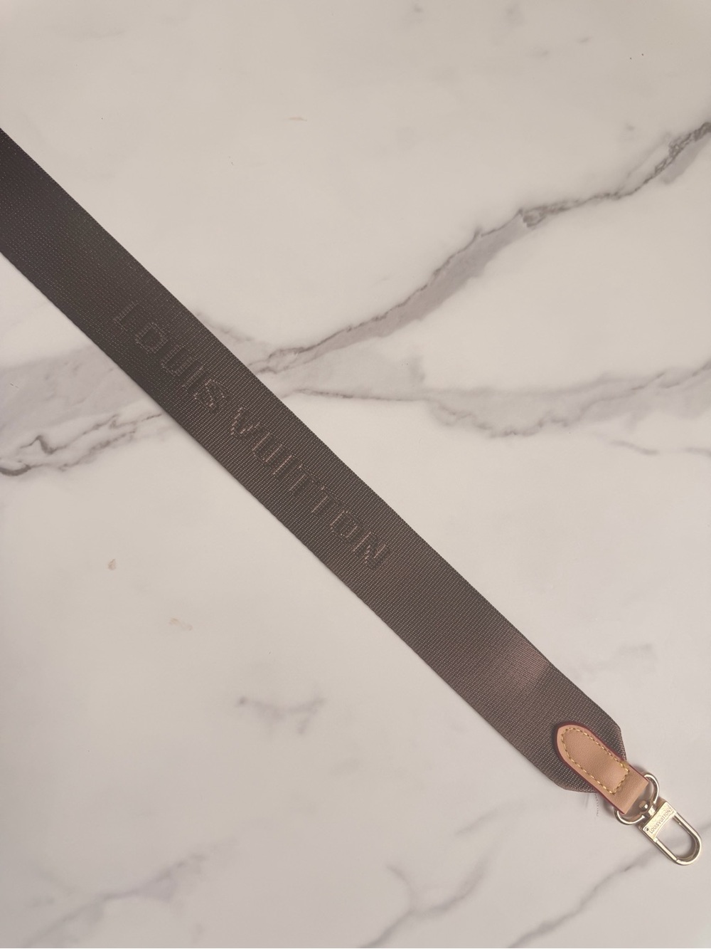 LV Designer Logo guitar Strap with Gold Hardware - Picture 3 of 6